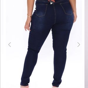 NWT Fashion nova high waisted dark wash blue jean